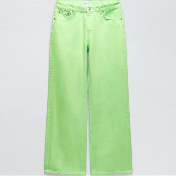 MID RISE LOOSE JEANS
NEON GREEN - REF. 8197/. 31 (US 12) - Picture 4 of 5